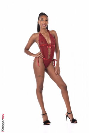 Asia Rae strip show